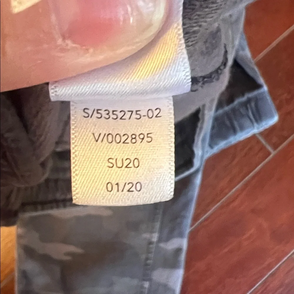 Athleta Farallon Jogger in light olive Camo - Picture 9 of 9